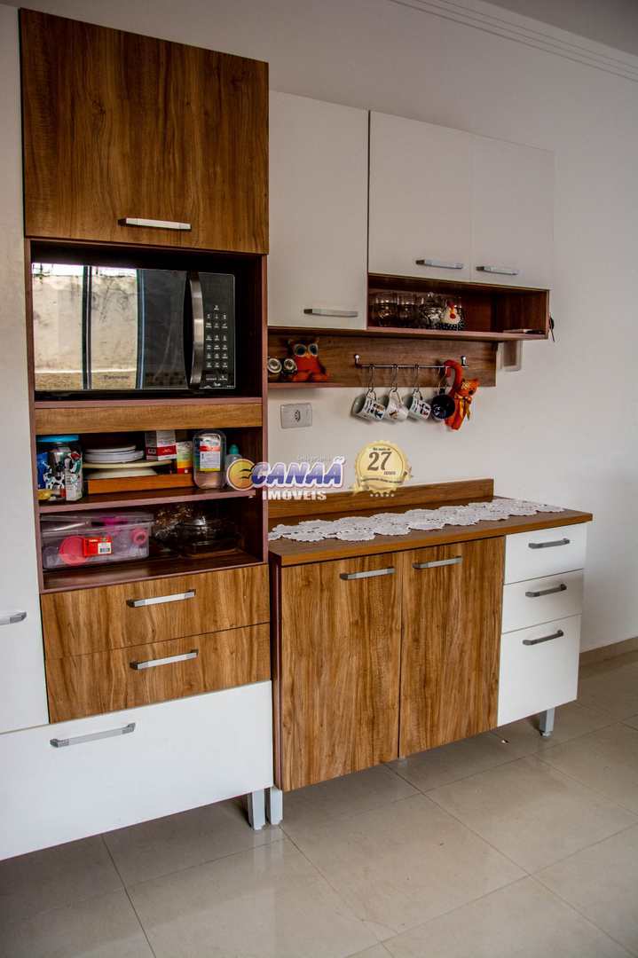 Casa à venda com 2 quartos, 68m² - Foto 13