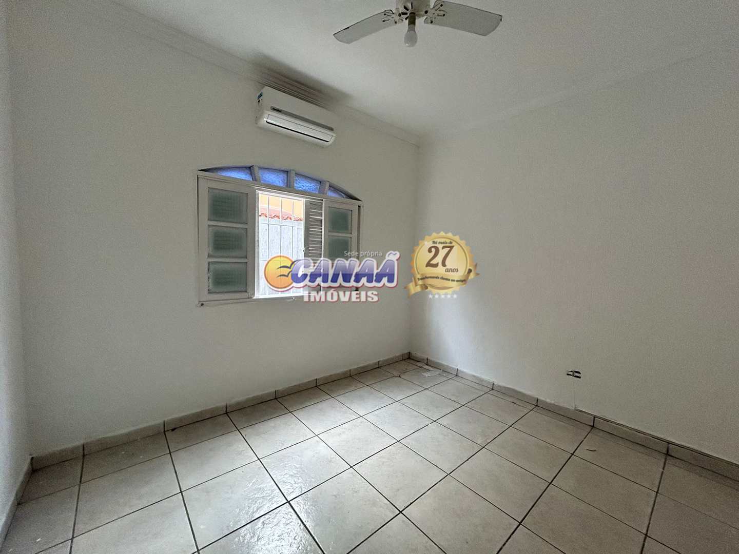 Casa à venda com 2 quartos, 76m² - Foto 11