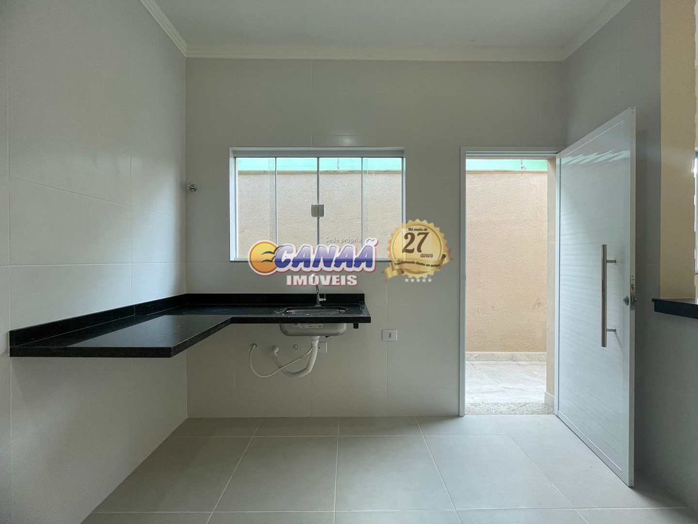 Casa à venda com 2 quartos, 92m² - Foto 7