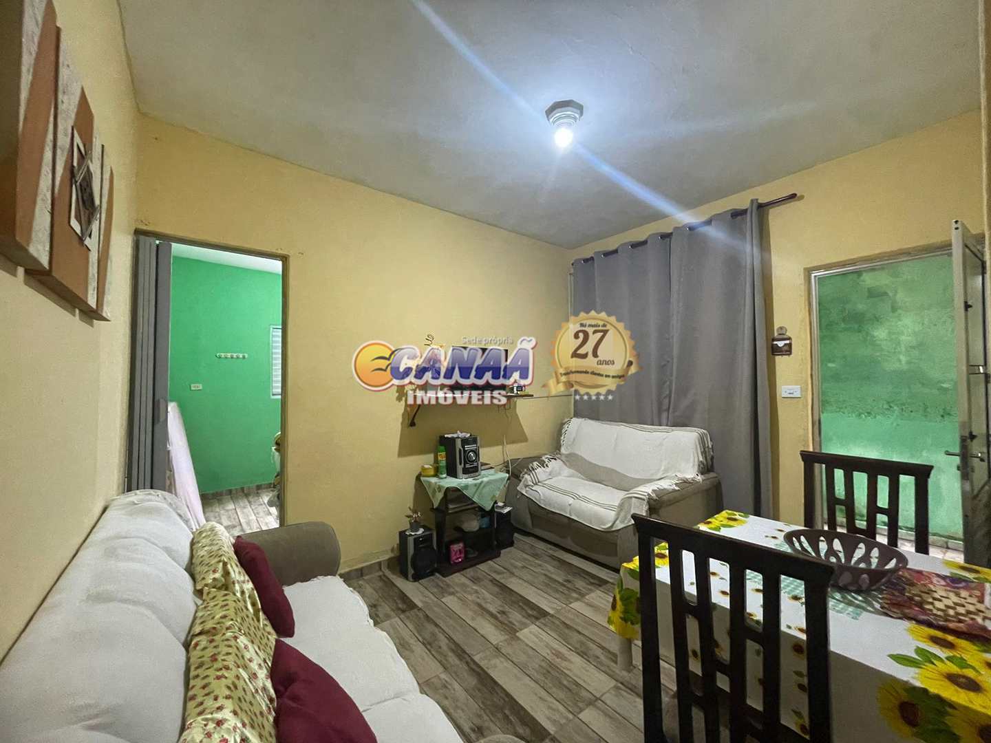 Casa à venda com 2 quartos, 80m² - Foto 6