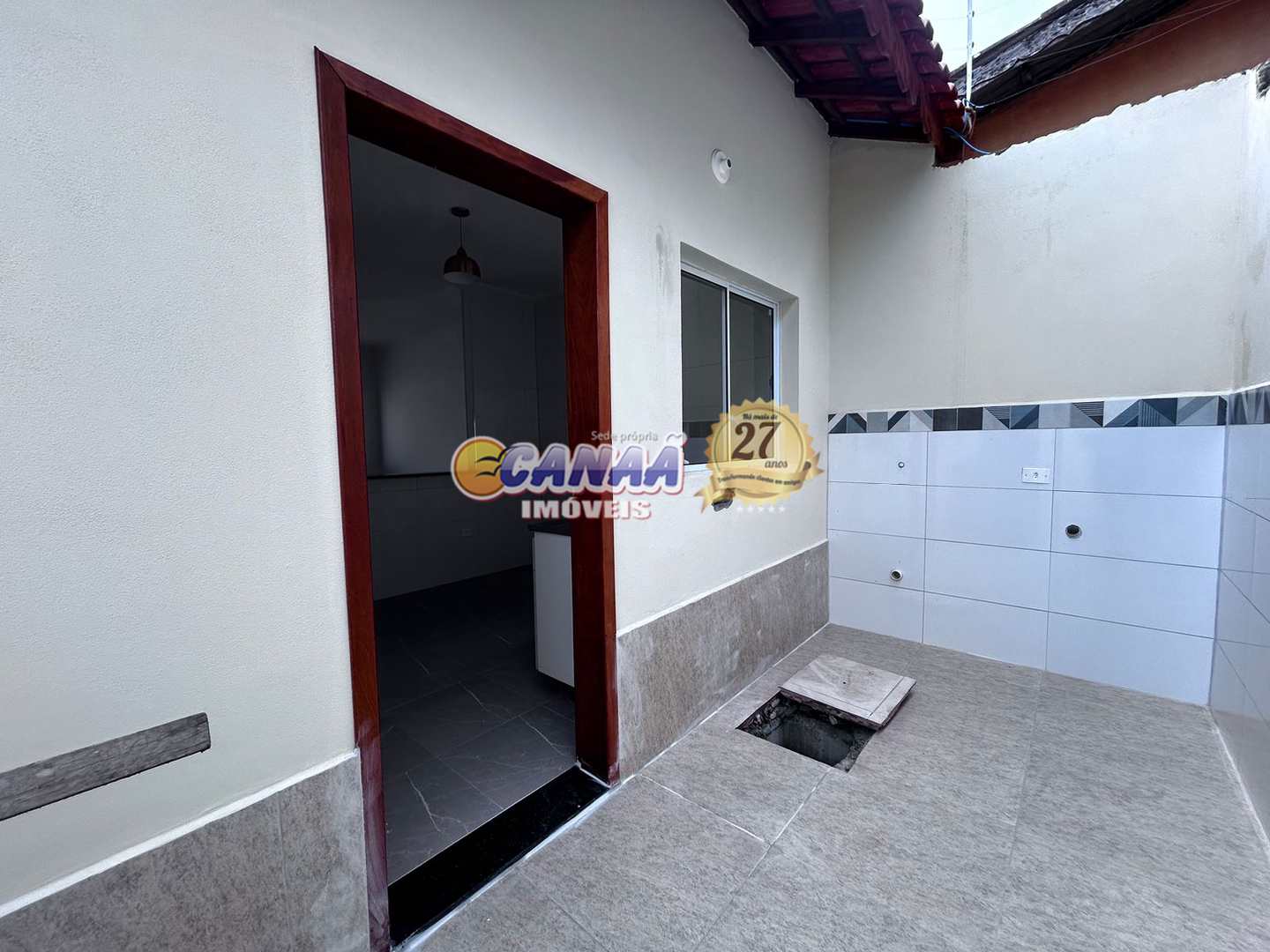 Casa à venda com 2 quartos, 70m² - Foto 17