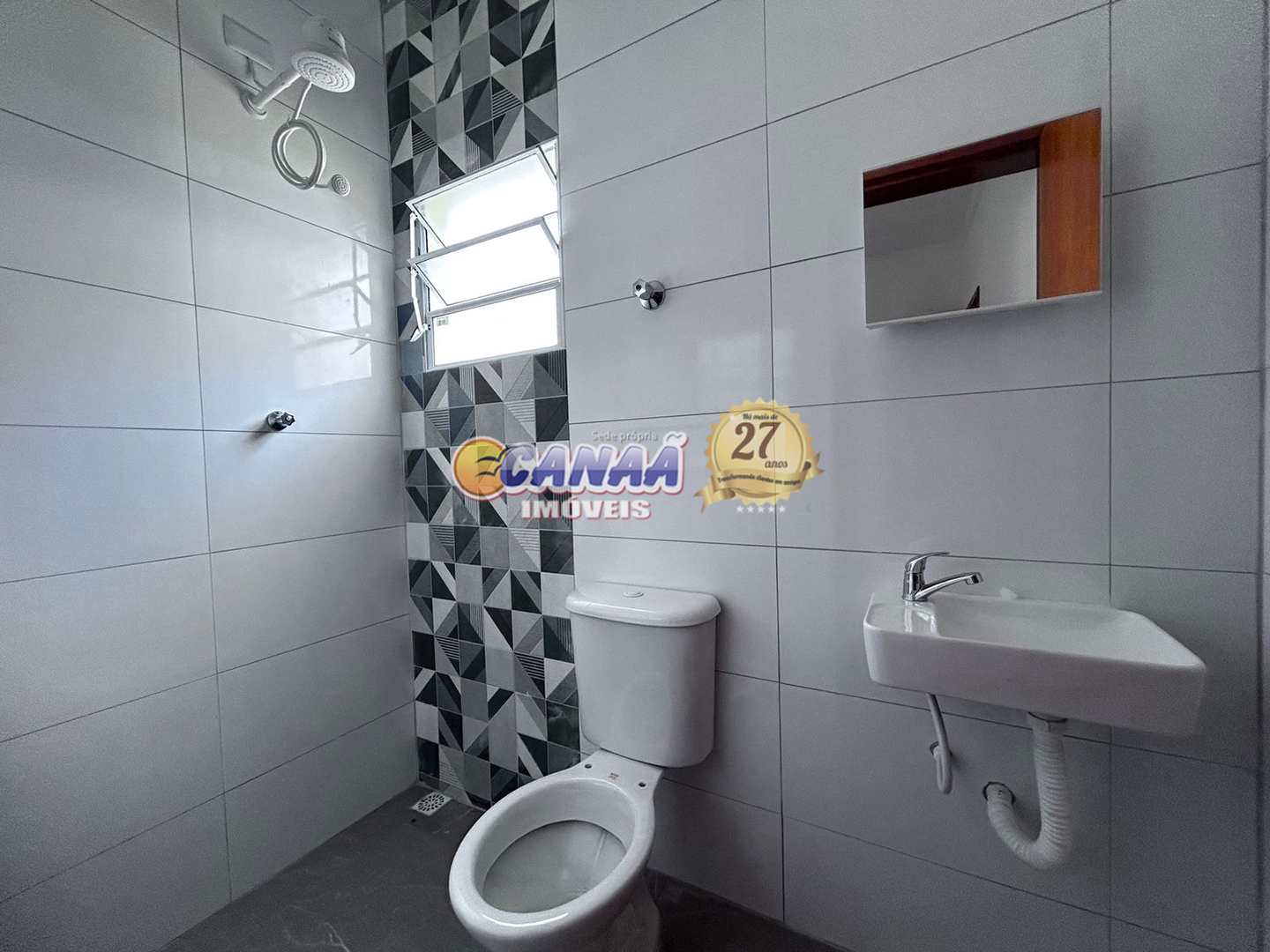 Casa à venda com 2 quartos, 70m² - Foto 16