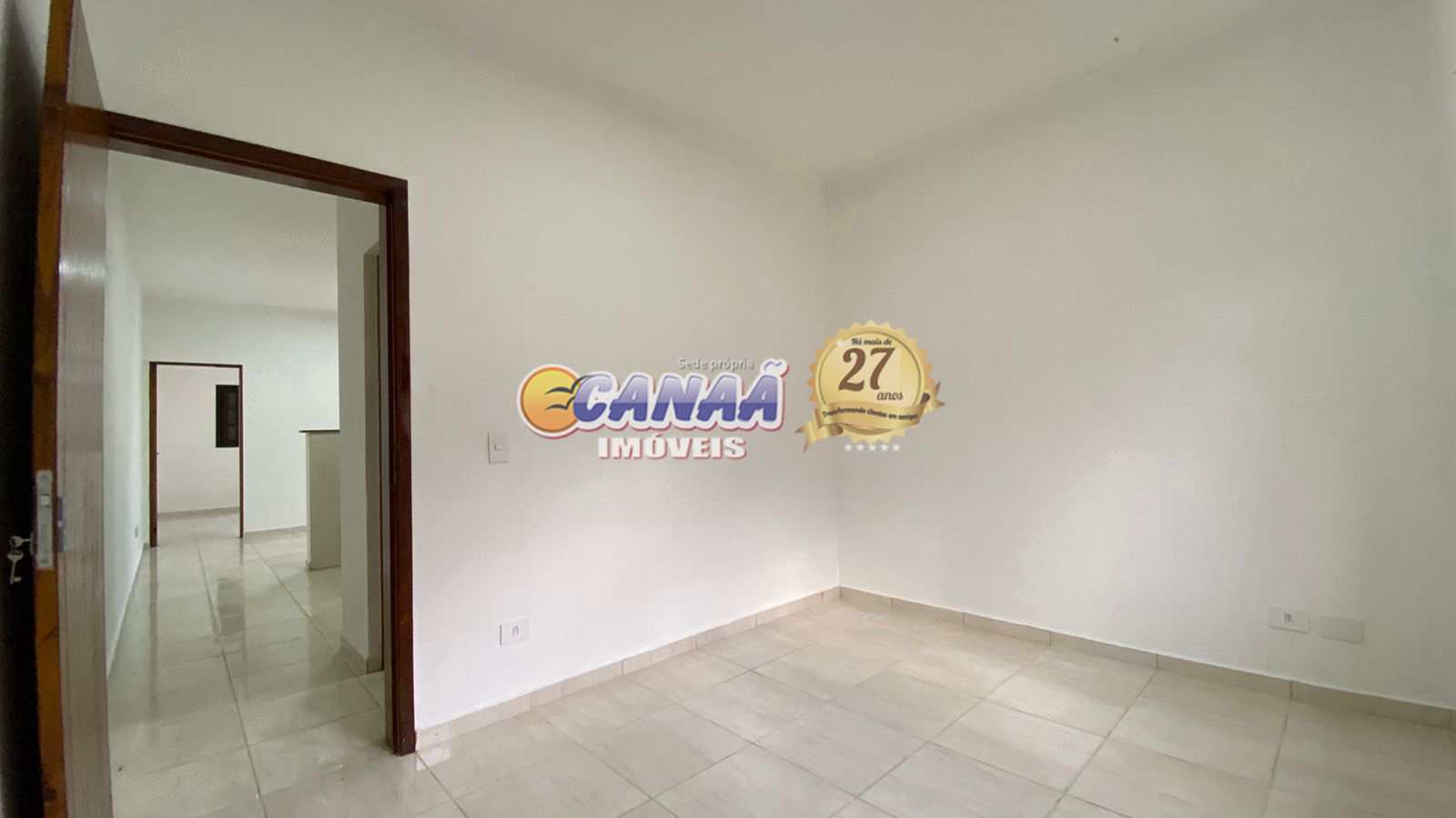 Casa à venda com 2 quartos, 56m² - Foto 8