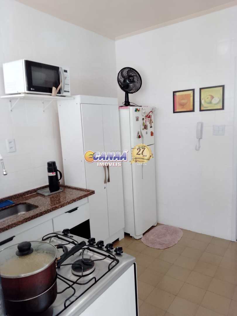 Apartamento à venda com 1 quarto, 37m² - Foto 16