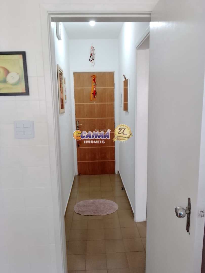 Apartamento à venda com 1 quarto, 37m² - Foto 12