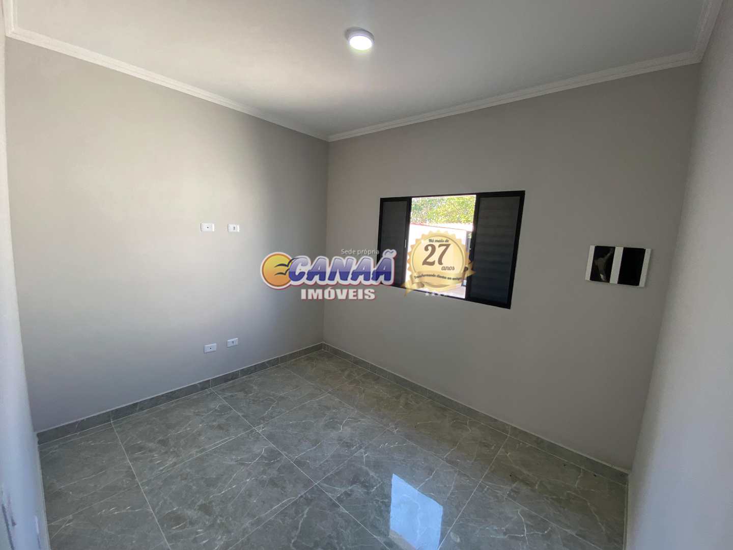 Casa à venda com 3 quartos, 72m² - Foto 11