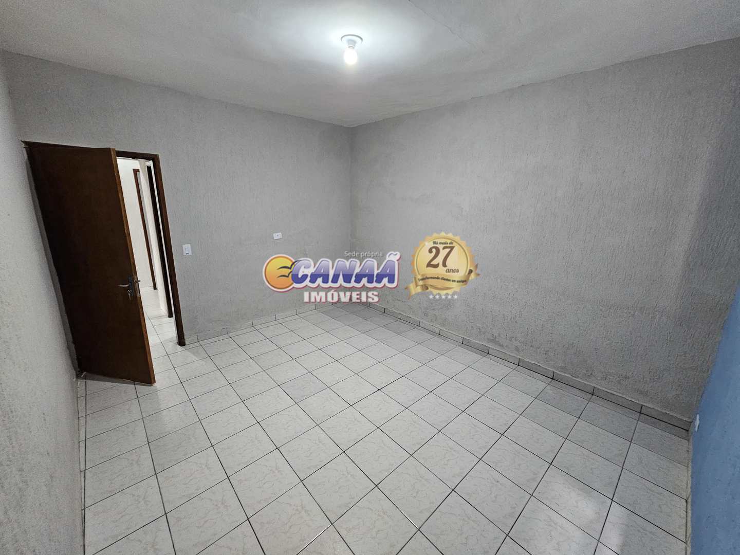 Casa à venda com 2 quartos, 79m² - Foto 13