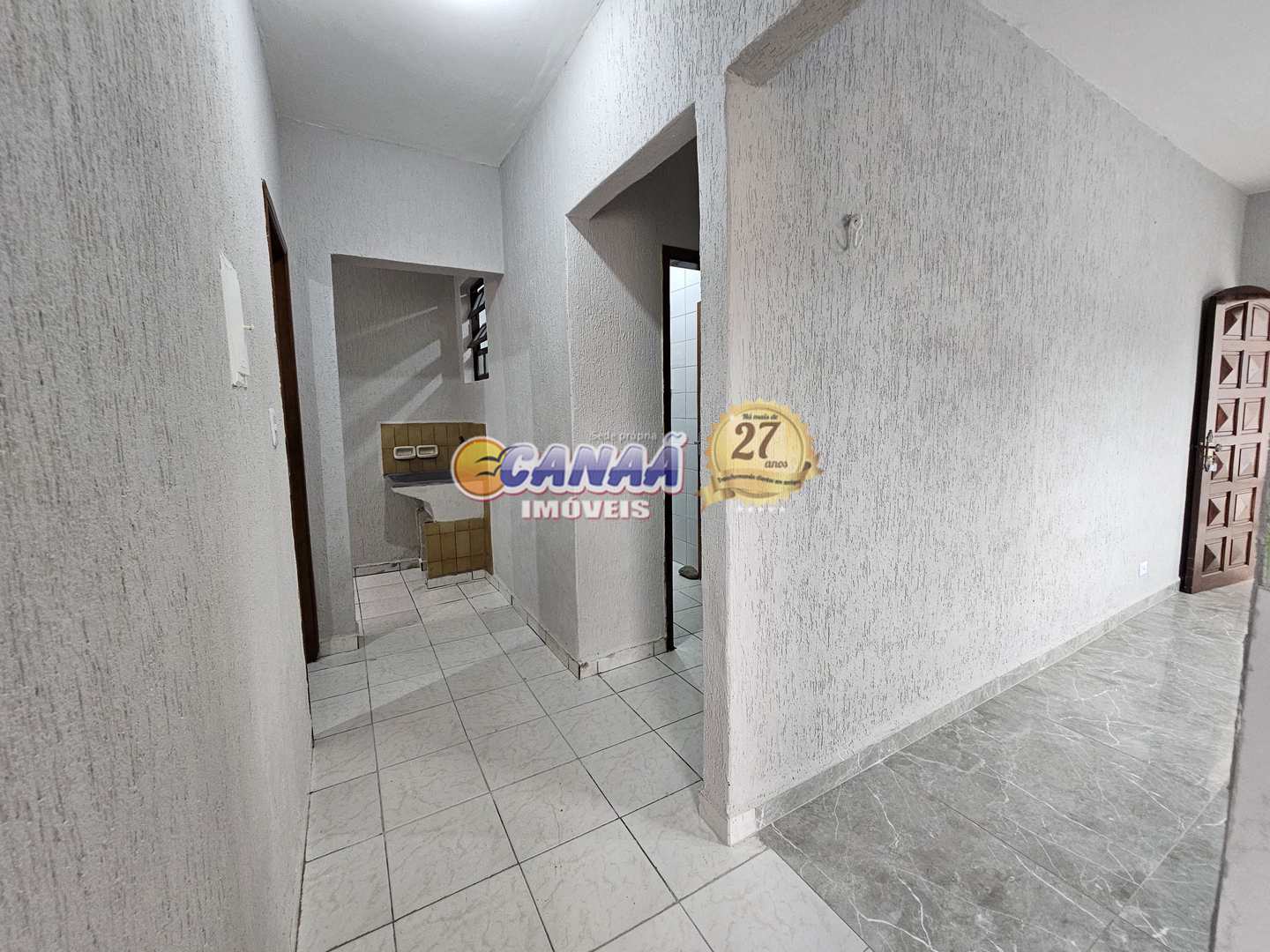 Casa à venda com 2 quartos, 79m² - Foto 5