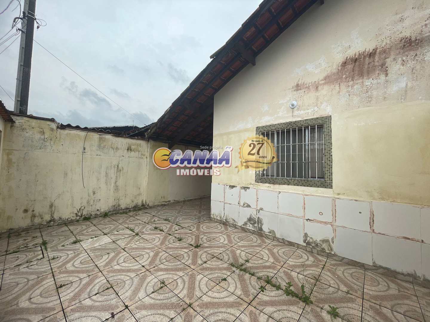 Casa à venda com 2 quartos, 69m² - Foto 1