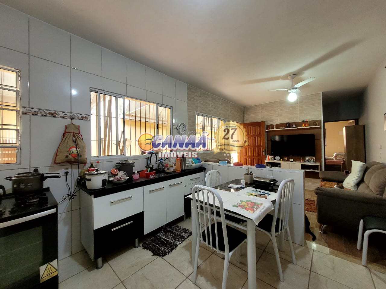 Casa à venda com 2 quartos, 63m² - Foto 5