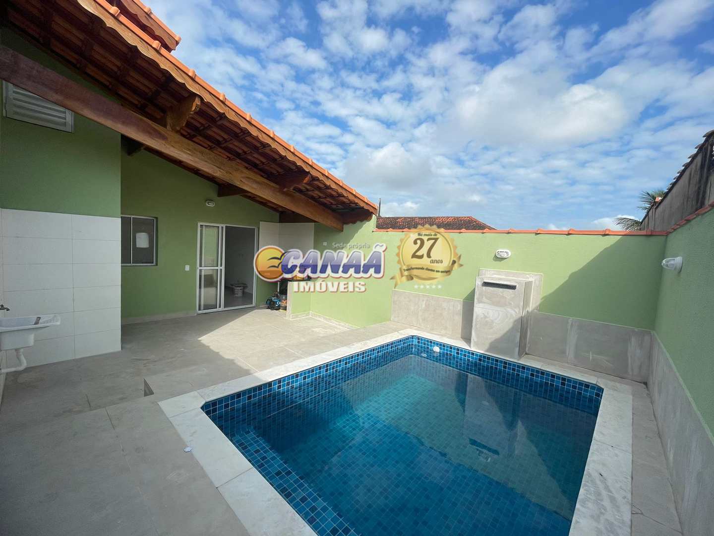 Casa à venda com 2 quartos, 85m² - Foto 14