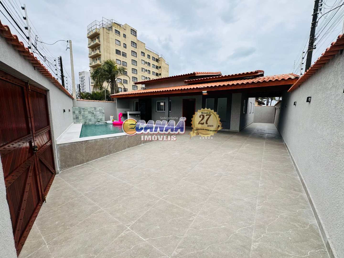 Casa à venda com 3 quartos, 96m² - Foto 2