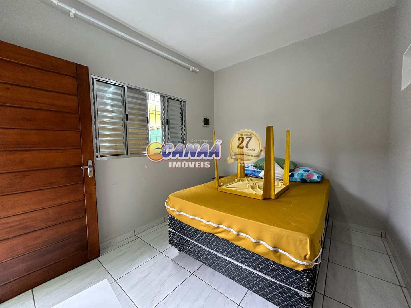 Casa à venda com 2 quartos, 79m² - Foto 11