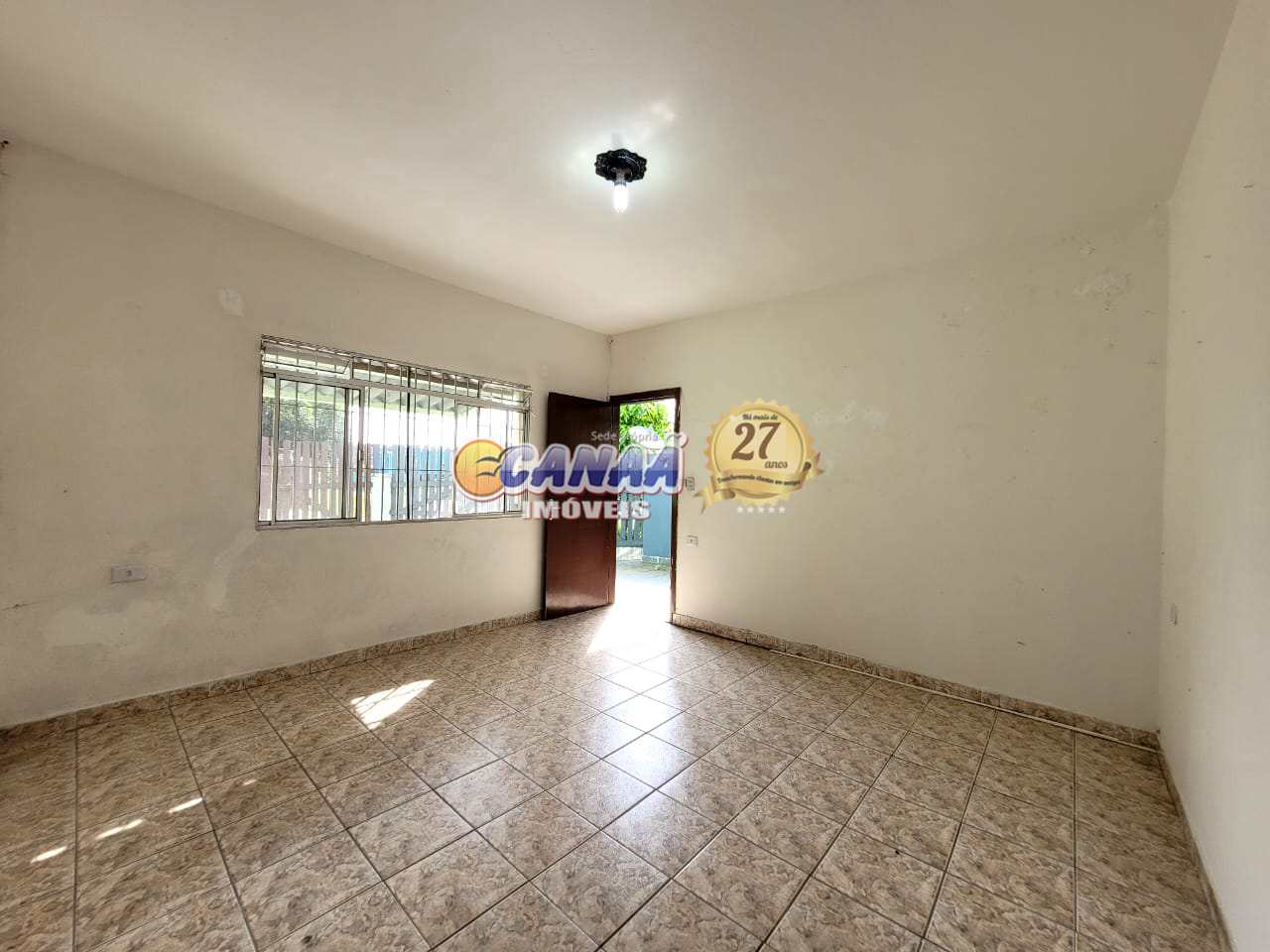 Casa à venda com 2 quartos, 78m² - Foto 9