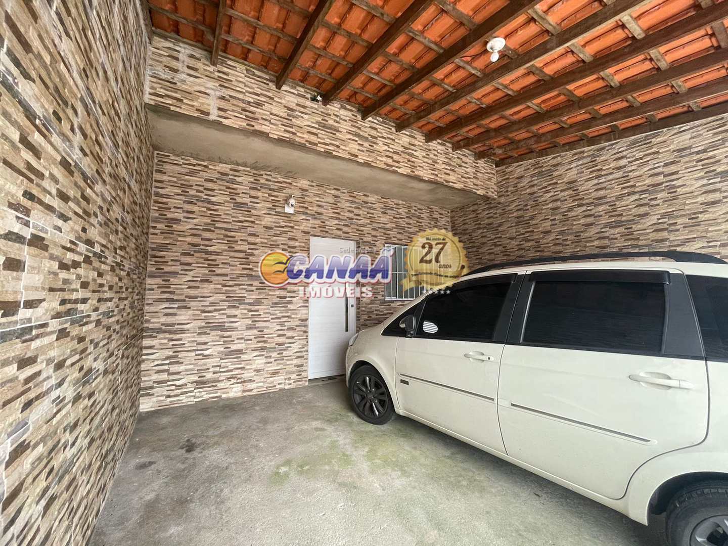 Sobrado à venda com 3 quartos, 195m² - Foto 1