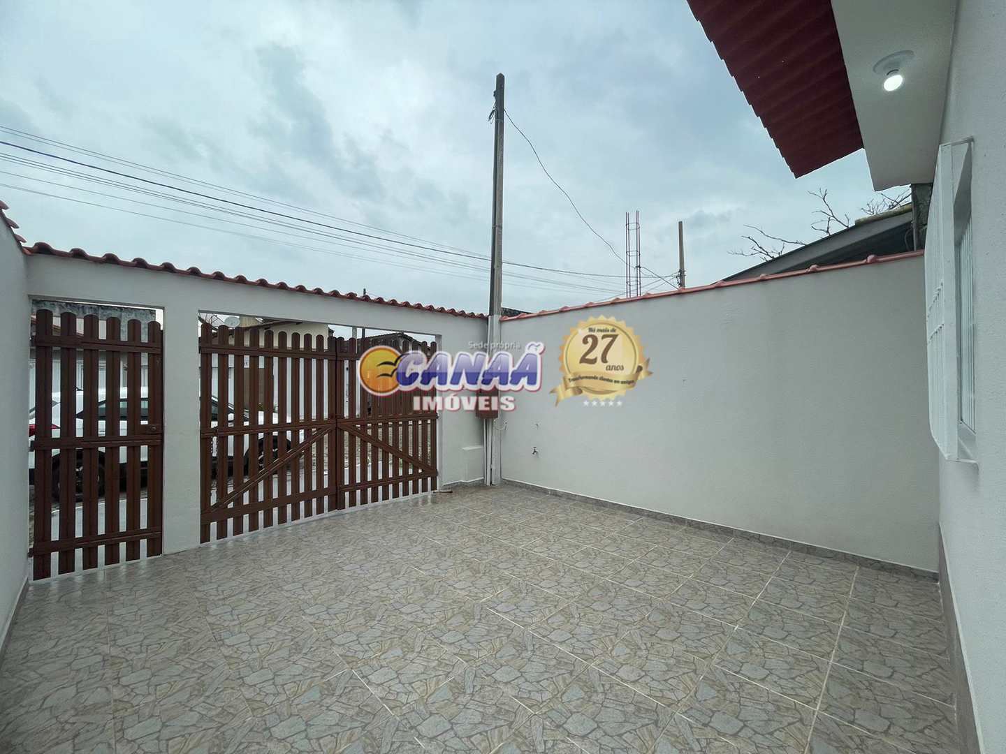 Casa à venda com 2 quartos, 64m² - Foto 13