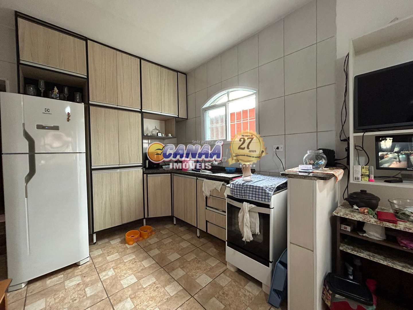 Casa à venda com 2 quartos, 90m² - Foto 8