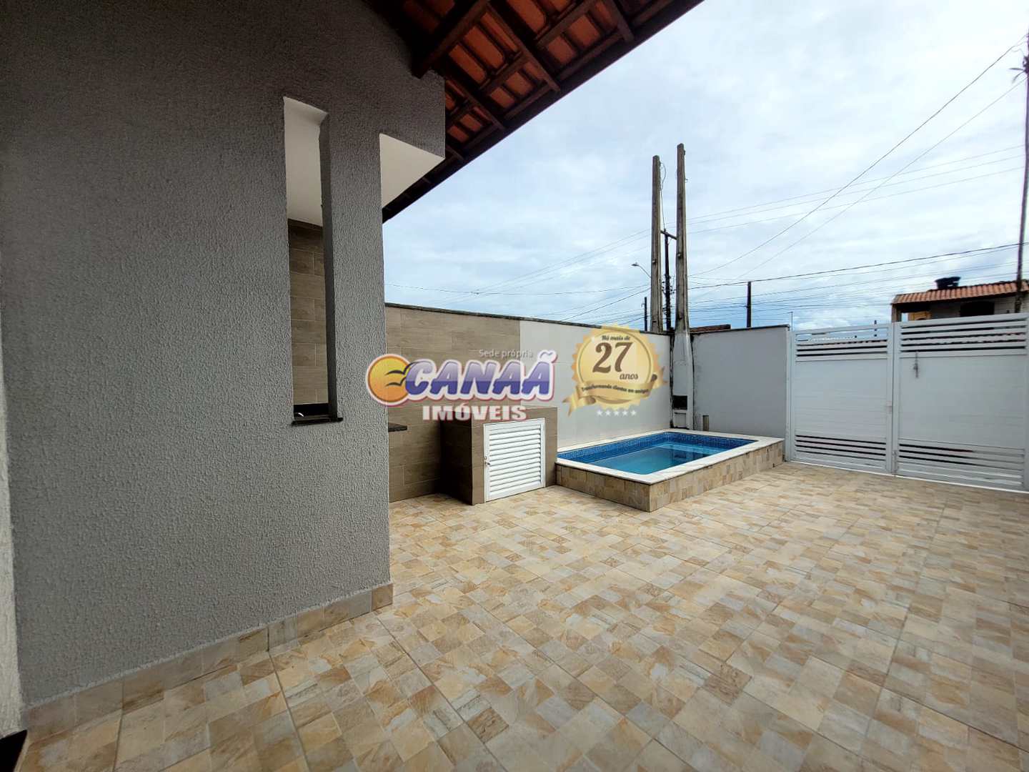 Casa à venda com 2 quartos, 65m² - Foto 5