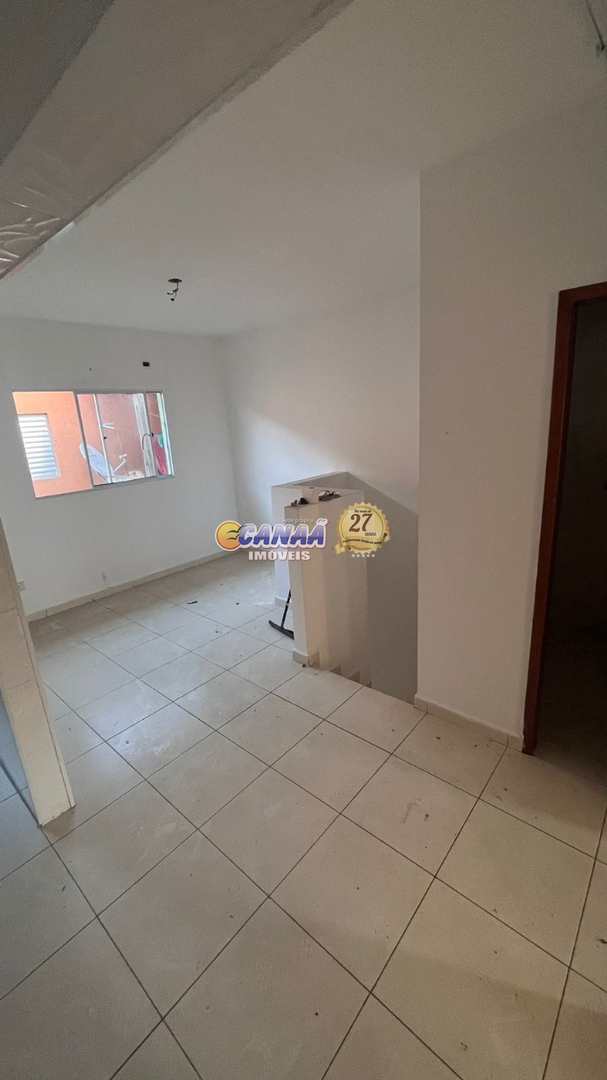 Sobrado à venda com 2 quartos, 49m² - Foto 4