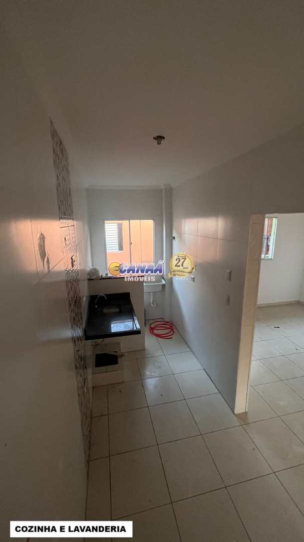 Sobrado à venda com 2 quartos, 49m² - Foto 5