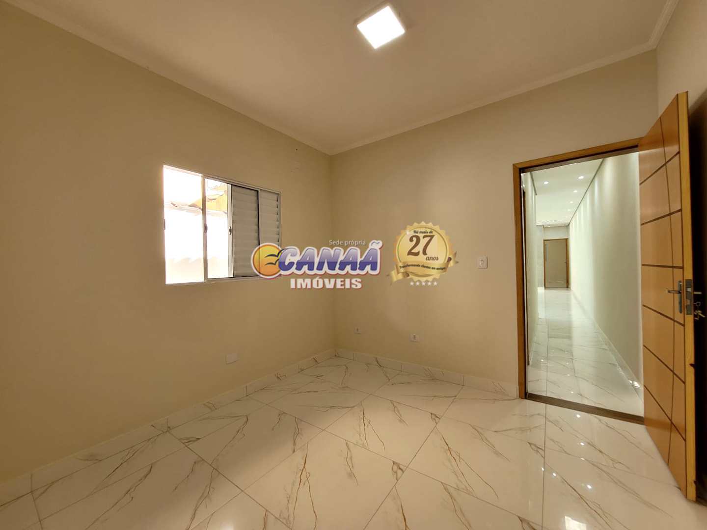 Casa à venda com 3 quartos, 99m² - Foto 15