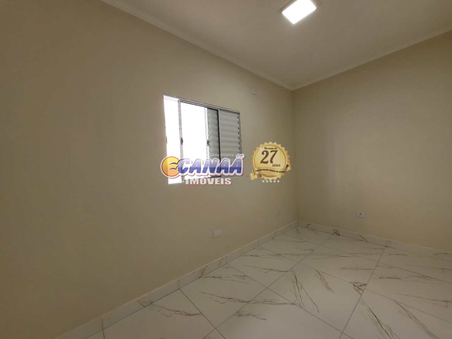 Casa à venda com 3 quartos, 99m² - Foto 17