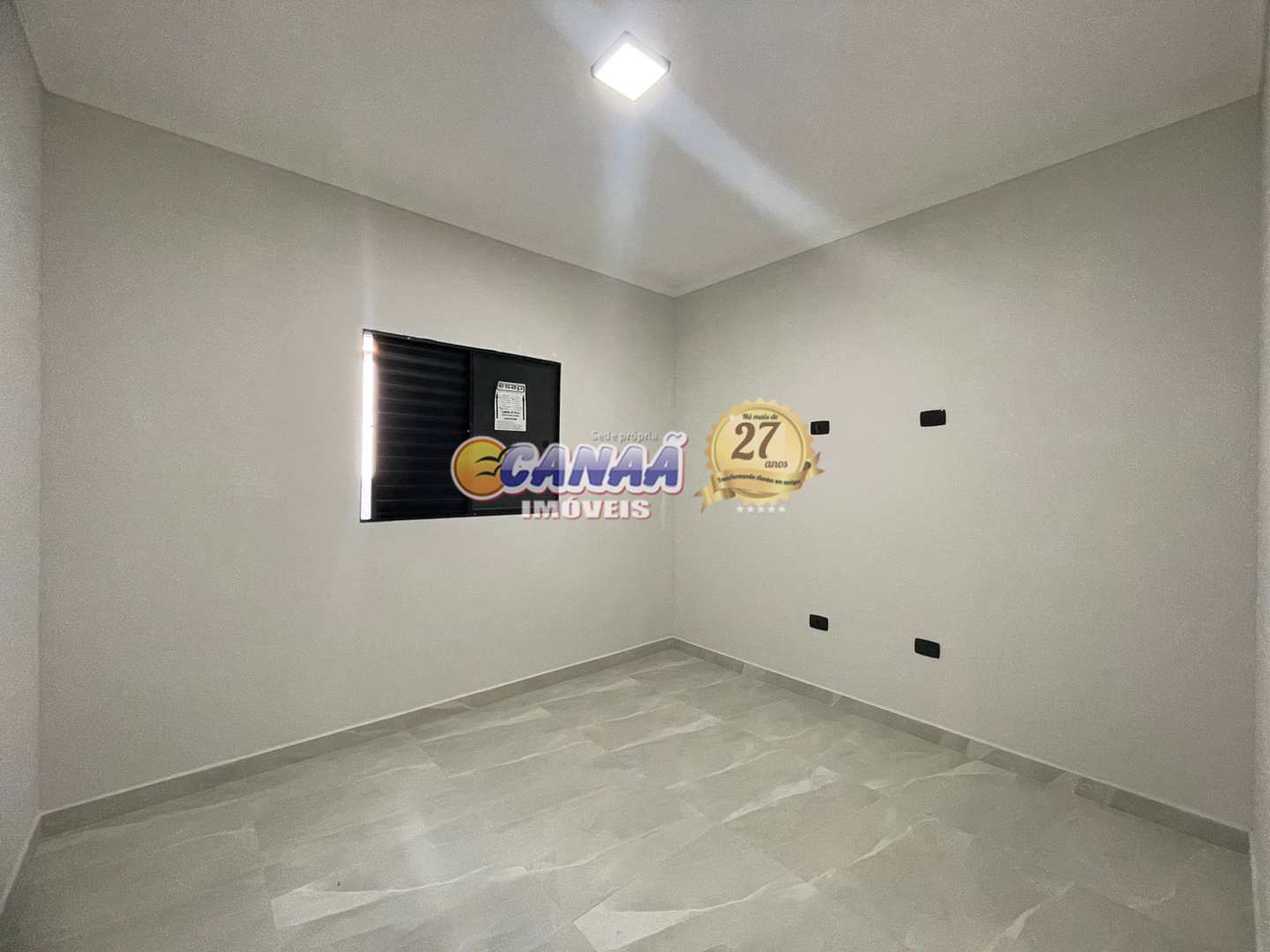 Casa à venda com 2 quartos, 68m² - Foto 13