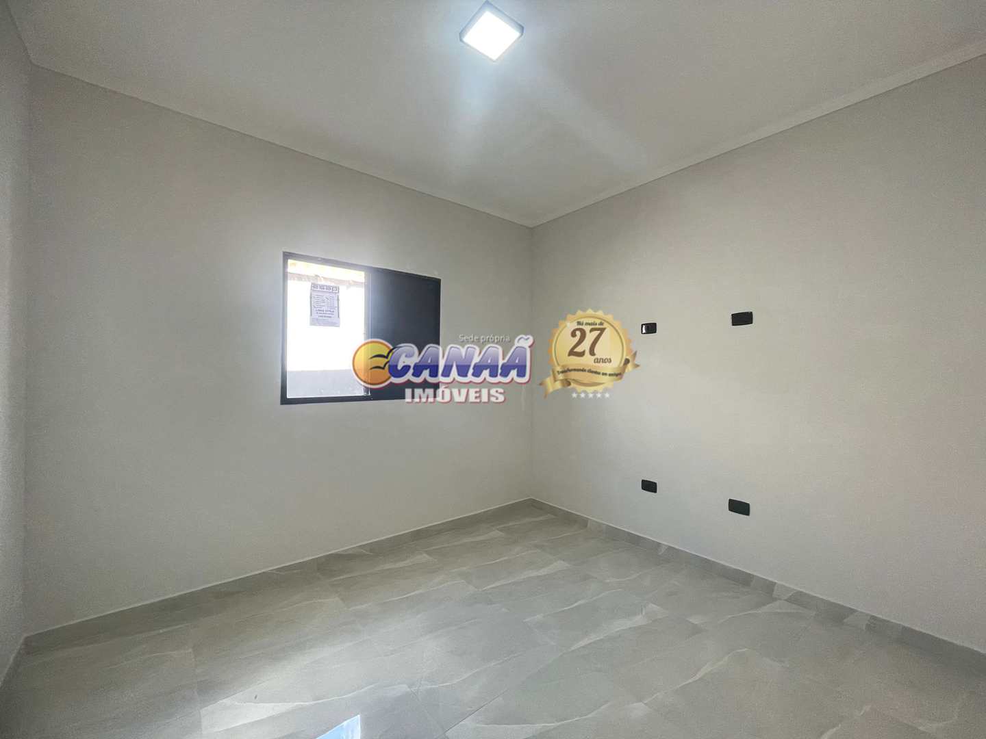 Casa à venda com 2 quartos, 68m² - Foto 11