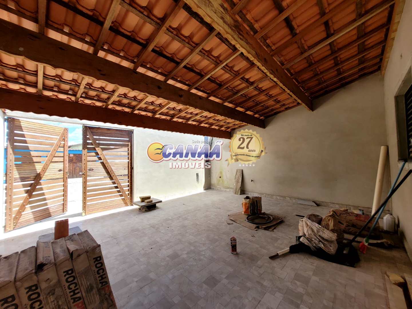 Casa à venda com 2 quartos, 105m² - Foto 5