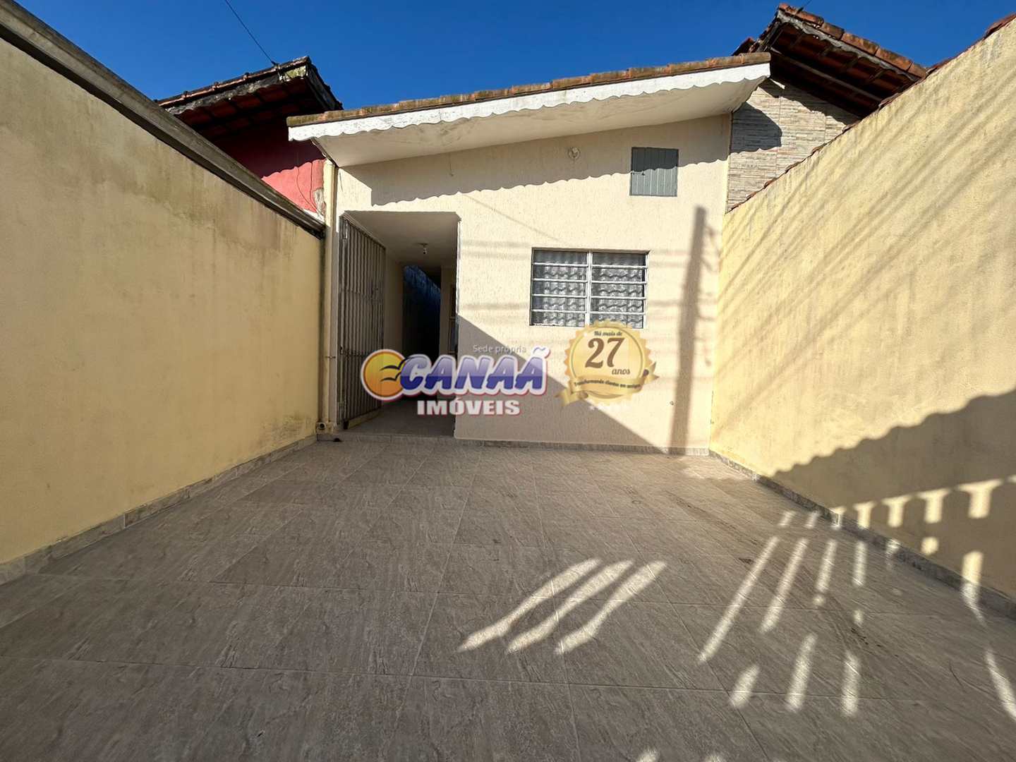 Casa à venda com 1 quarto, 65m² - Foto 2