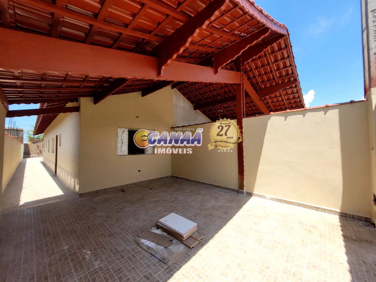 Casa à venda com 2 quartos, 76m² - Foto 2