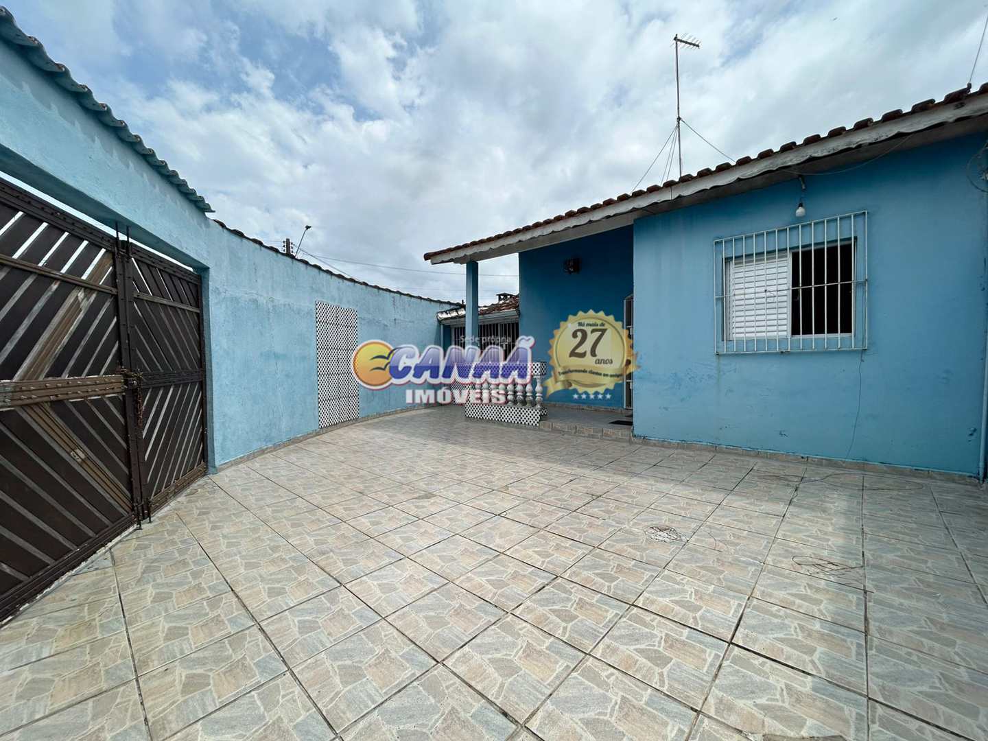 Casa à venda com 2 quartos, 130m² - Foto 2