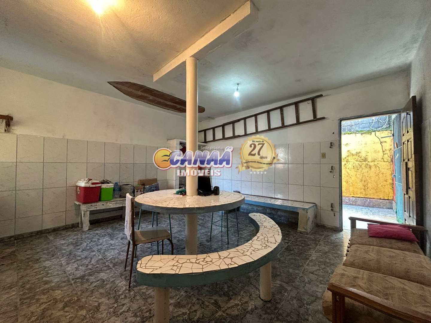 Casa à venda com 1 quarto, 64m² - Foto 9