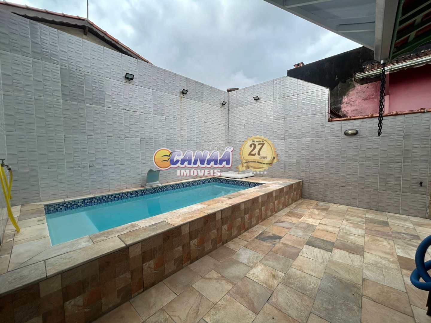 Casa à venda com 3 quartos, 111m² - Foto 25