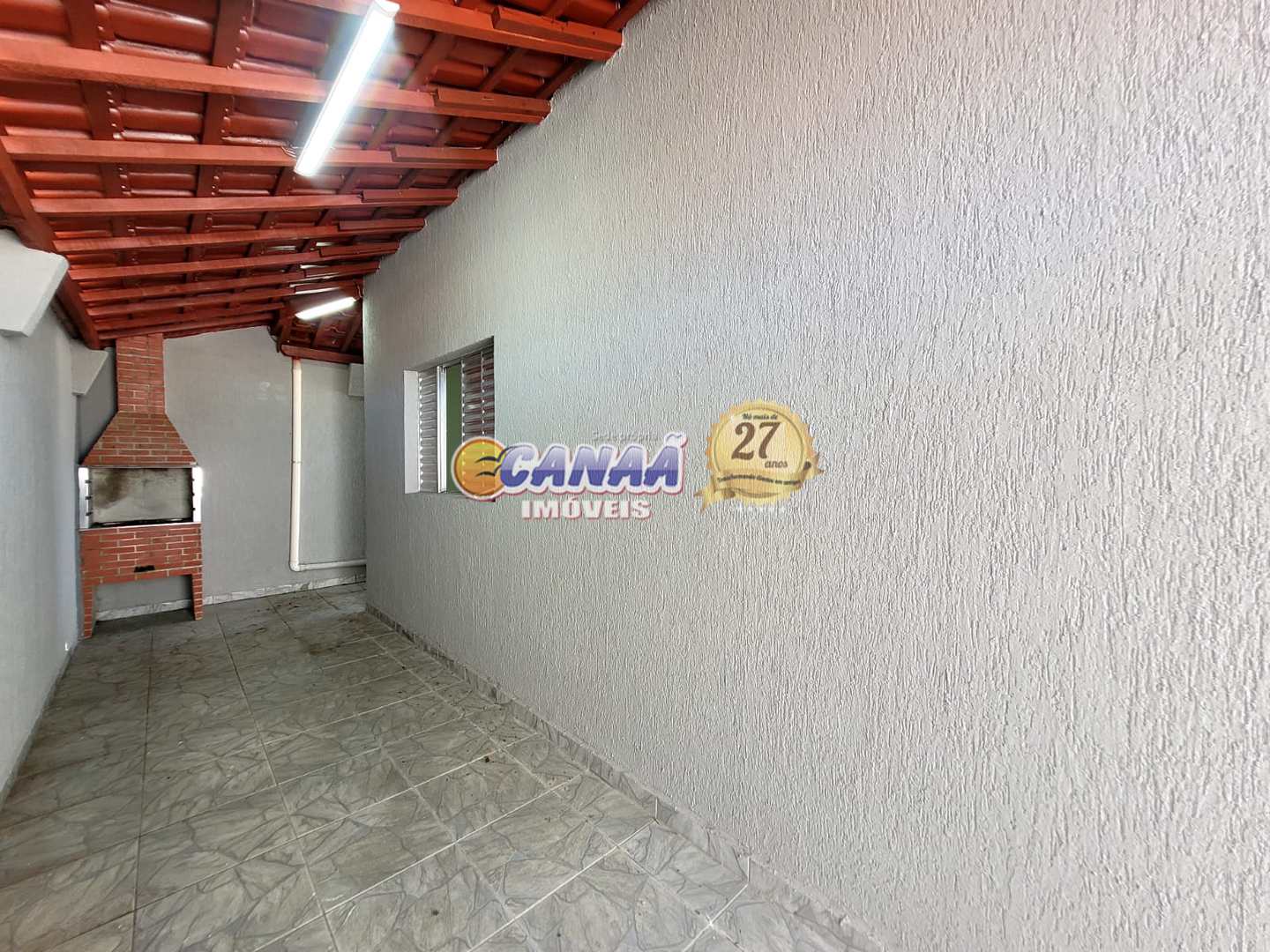 Casa à venda com 2 quartos, 60m² - Foto 13