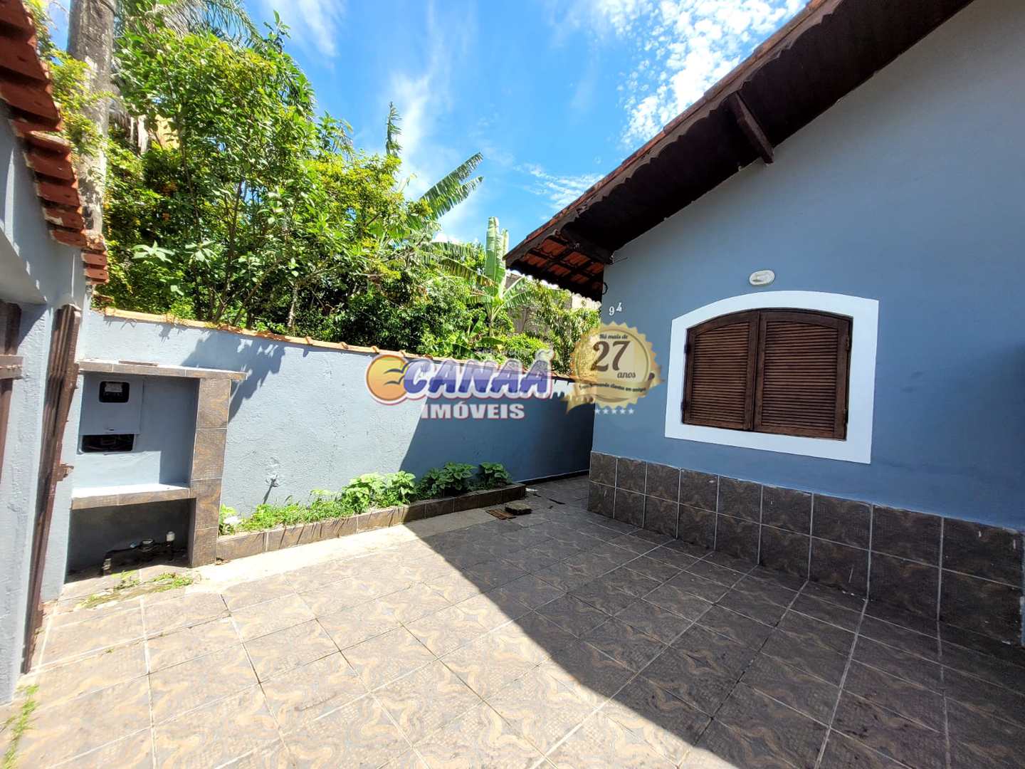 Casa à venda com 2 quartos, 63m² - Foto 2