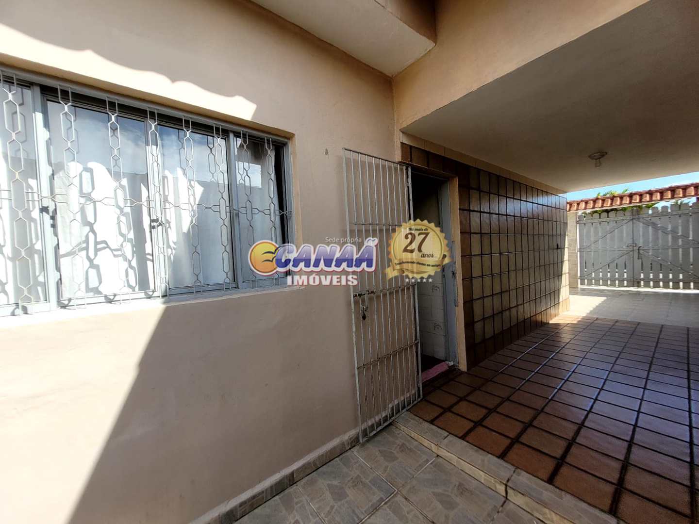 Casa à venda com 2 quartos, 68m² - Foto 5