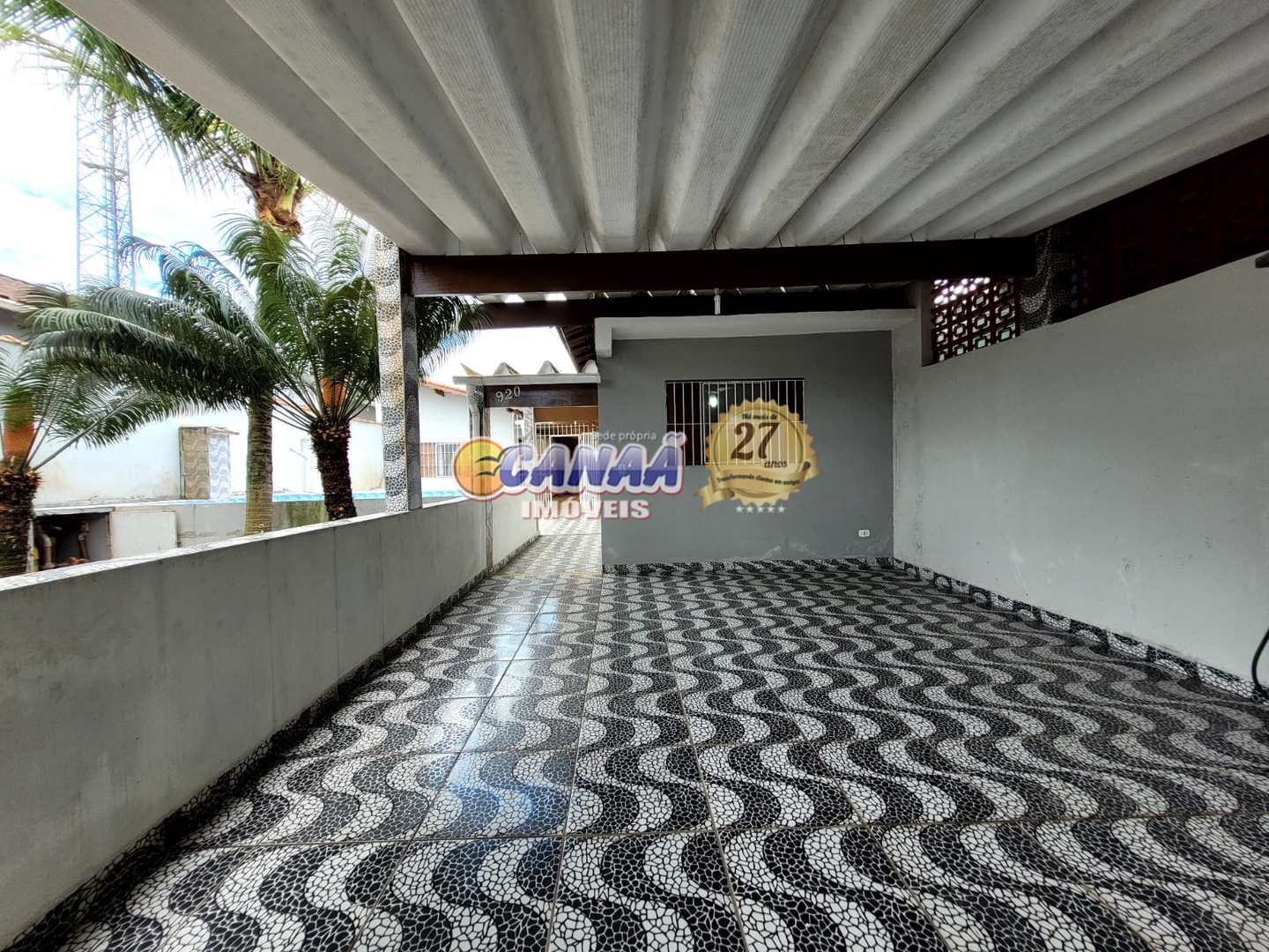 Casa à venda com 3 quartos, 130m² - Foto 1