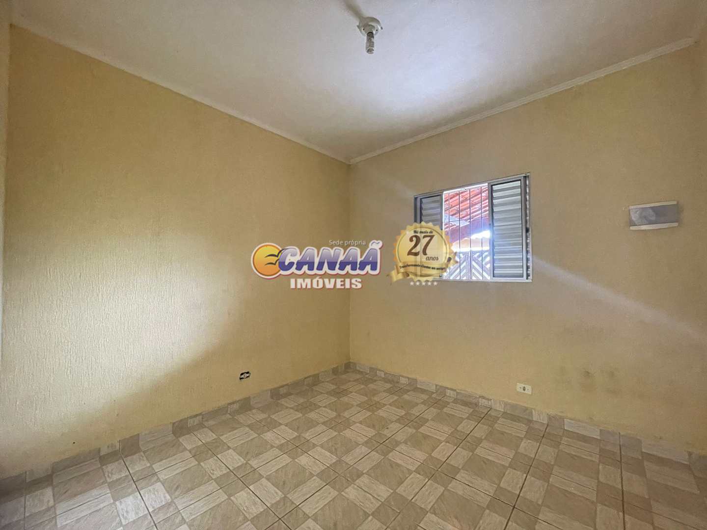 Casa à venda com 2 quartos, 84m² - Foto 11