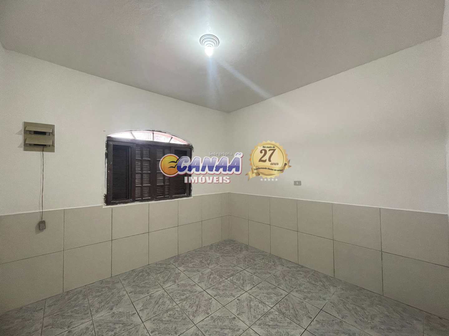 Casa à venda com 2 quartos, 50m² - Foto 8