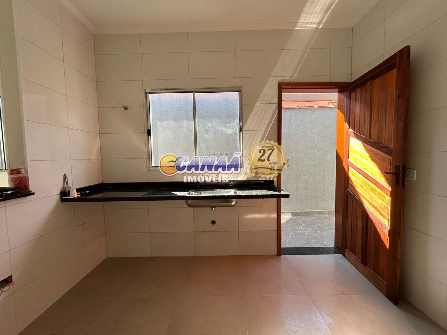 Casa à venda com 2 quartos, 104m² - Foto 10