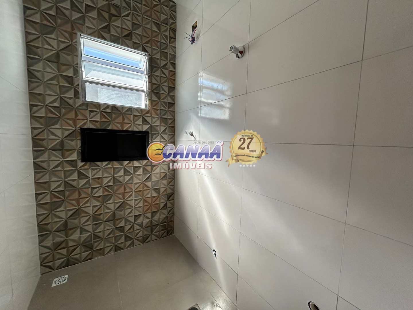 Casa à venda com 2 quartos, 104m² - Foto 12