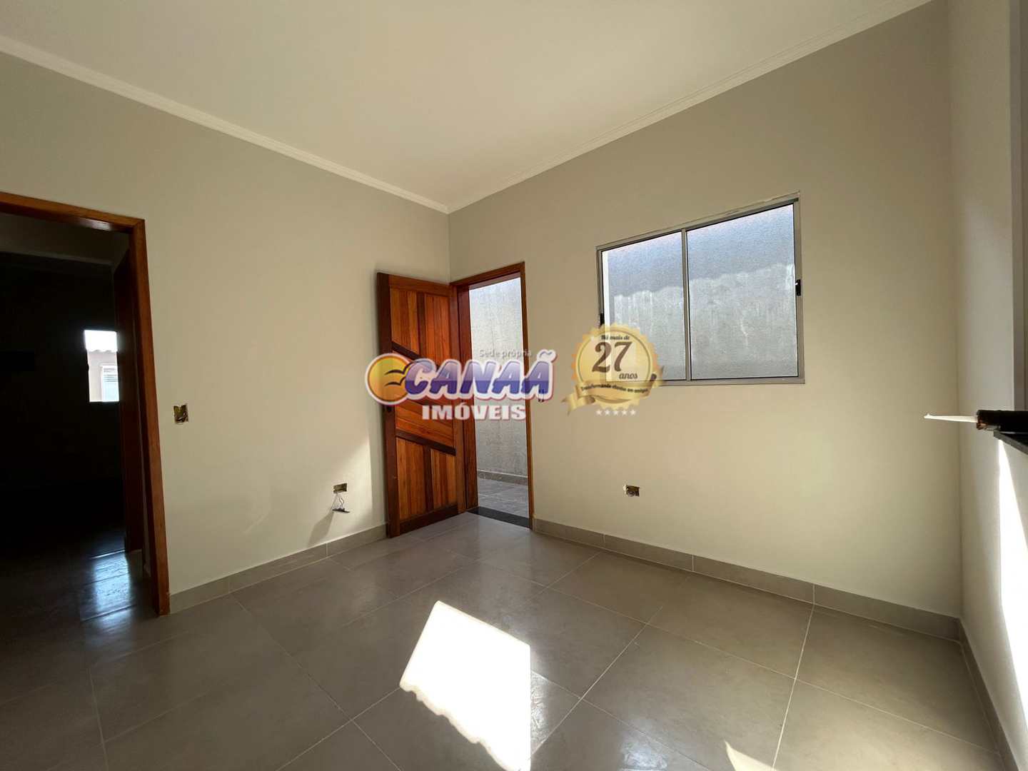 Casa à venda com 2 quartos, 104m² - Foto 4