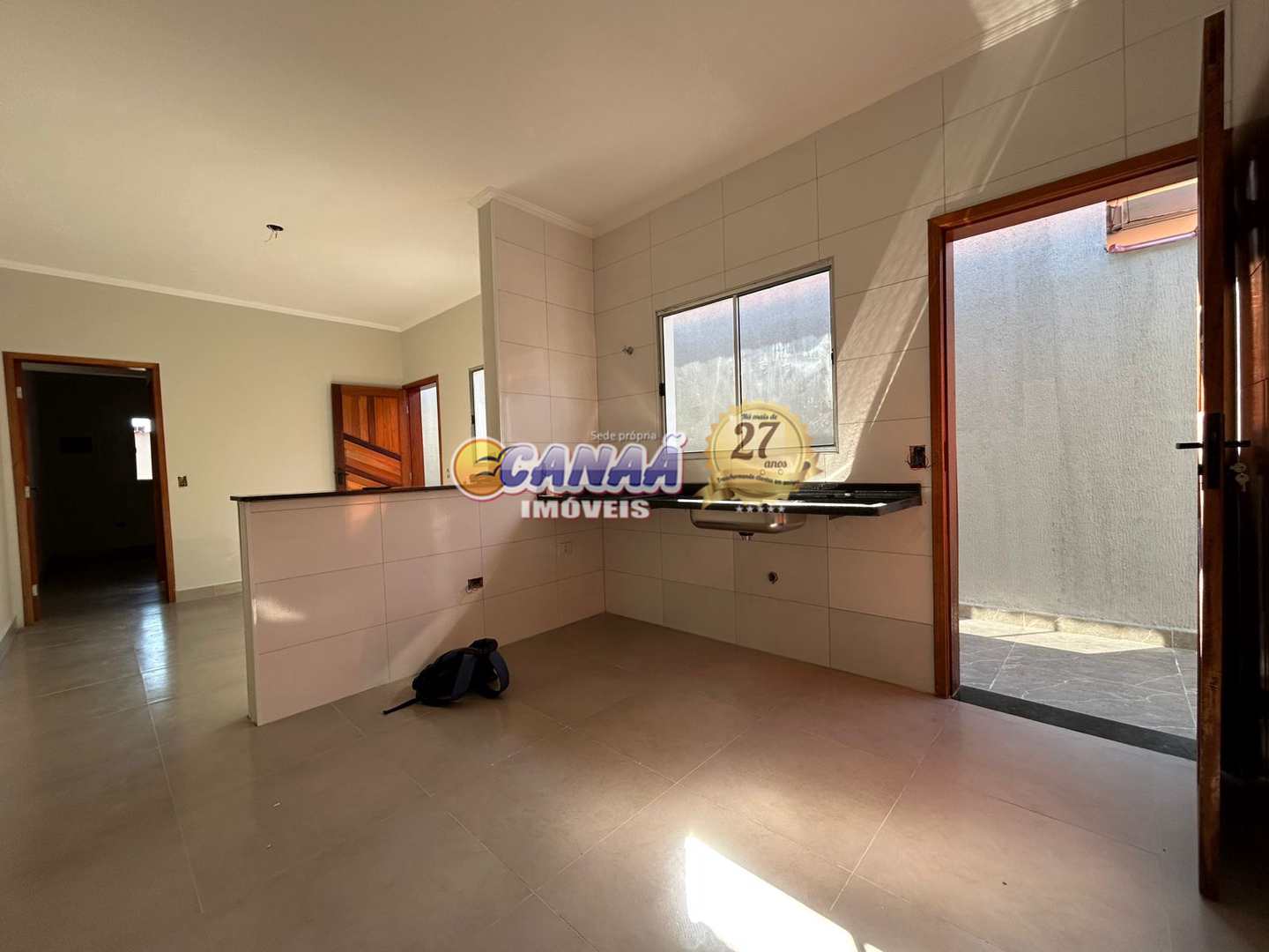 Casa à venda com 2 quartos, 104m² - Foto 9