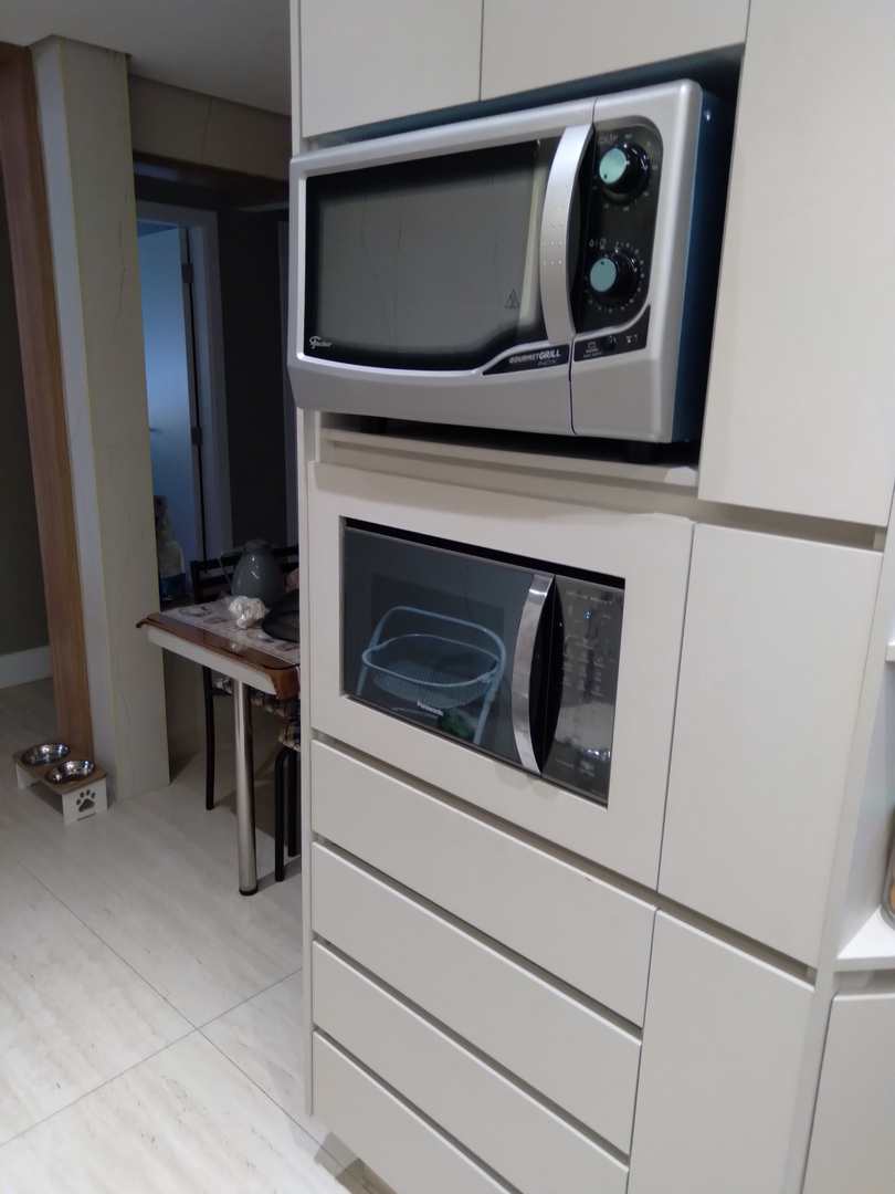 Apartamento à venda com 3 quartos, 180m² - Foto 8