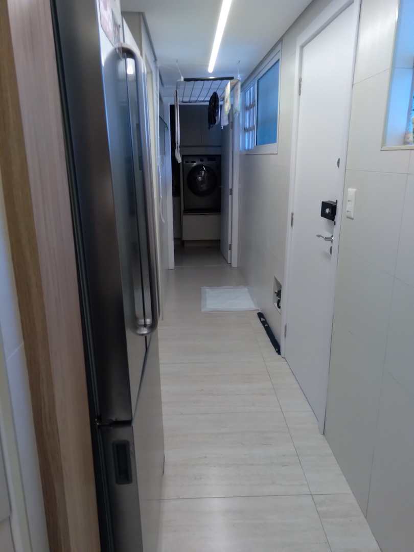 Apartamento à venda com 3 quartos, 180m² - Foto 11