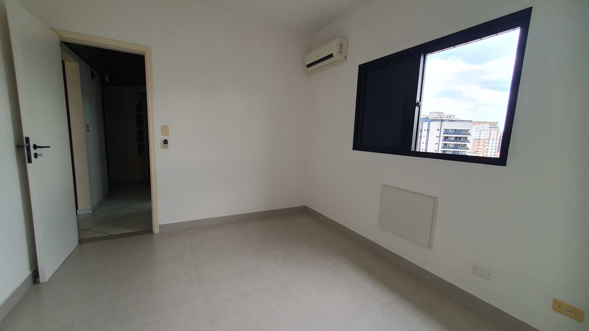 Apartamento à venda com 3 quartos, 135m² - Foto 43