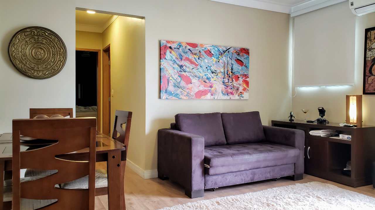 Apartamento à venda com 2 quartos, 75m² - Foto 2