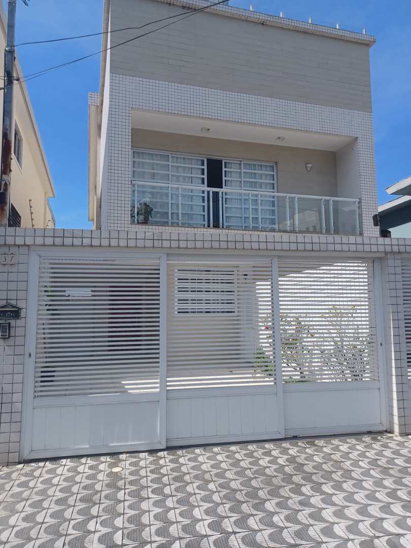 Casa à venda com 3 quartos, 150m² - Foto 1