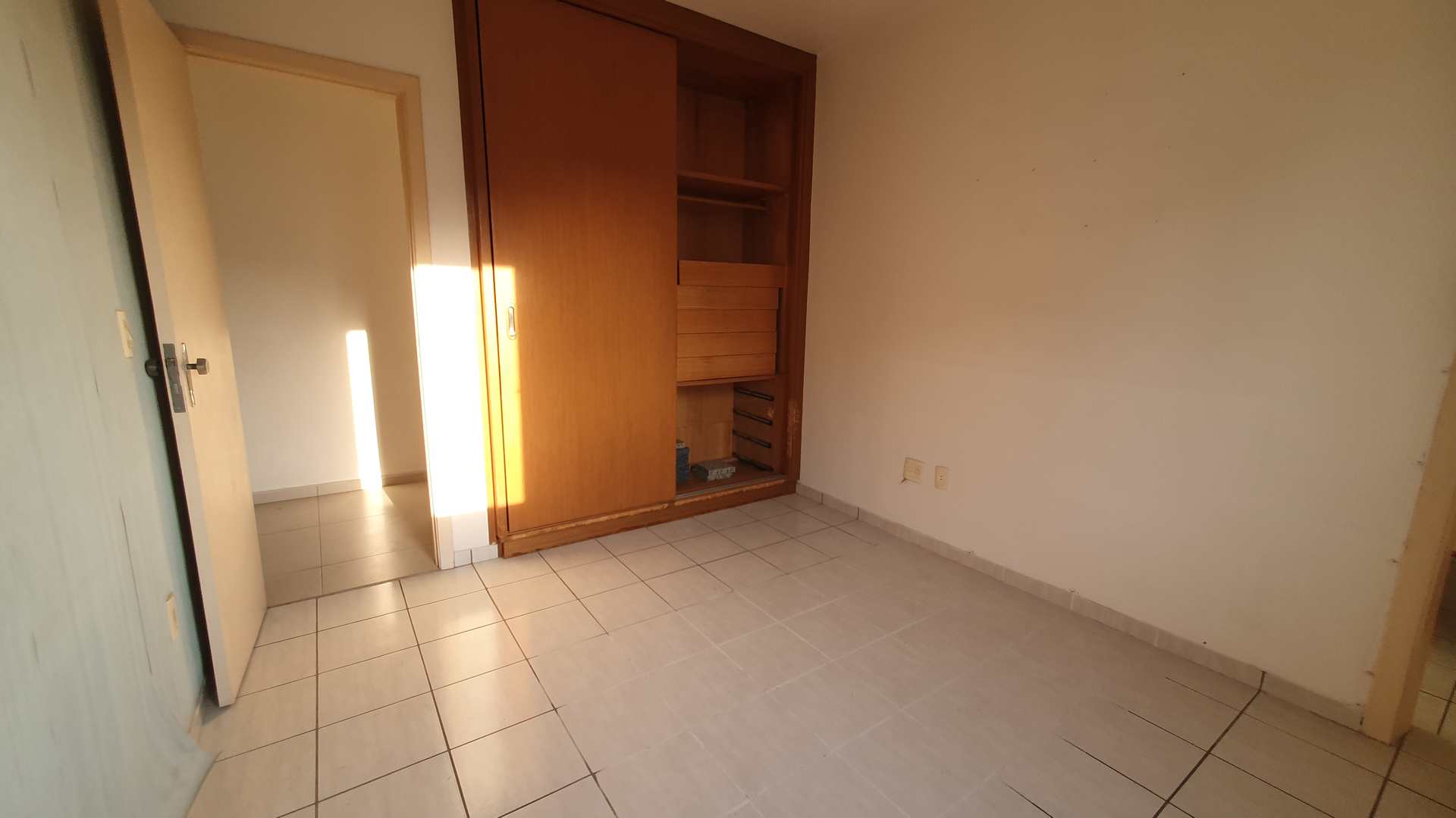 Apartamento à venda com 2 quartos, 80m² - Foto 31